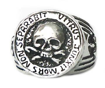 Anel Ma��nico: Caveira